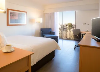 Fiesta Inn Express Chihuahua hotel thumbnail 5