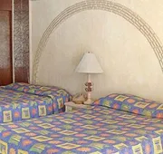 El Tropicano hotel detail image 5