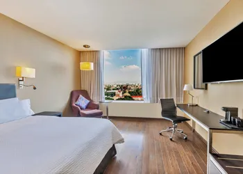 Fiesta Inn Centro Historico hotel thumbnail 8