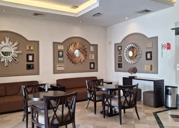 Ruiz Milán Hotel hotel thumbnail 4