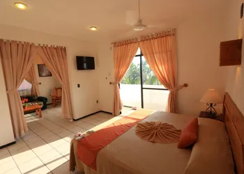 Hotel Surf Olas Altas hotel thumbnail 6