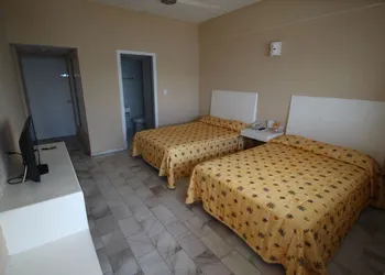 Hotel De Cima hotel thumbnail 3