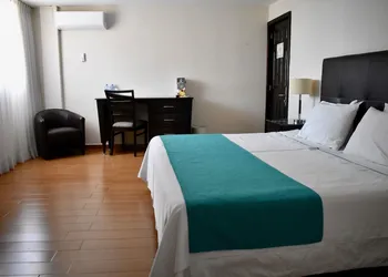 Country Hotel and Suites hotel thumbnail 4