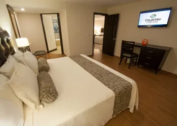 Country Hotel and Suites hotel thumbnail 5