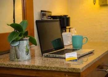 Comfort Inn Cordoba hotel thumbnail 2