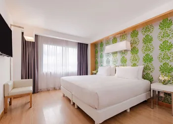 NH Queretaro hotel thumbnail 3