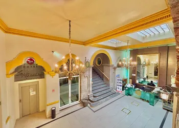 Hotel La Alhondiga hotel thumbnail 5