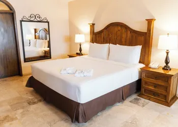Sea of Cortez Beach Club hotel thumbnail 3