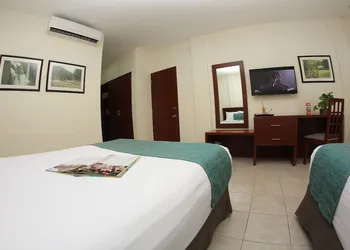 Hotel Meson de la Luna hotel thumbnail 4