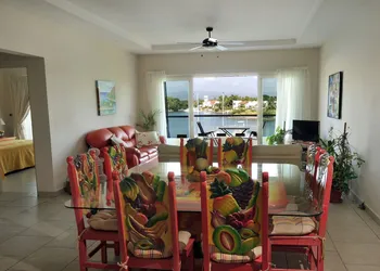 Marina Banderas Suites hotel thumbnail 6