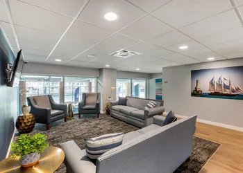 The Harborview on Lake Michigan, Ascend Hotel Collection hotel thumbnail 5