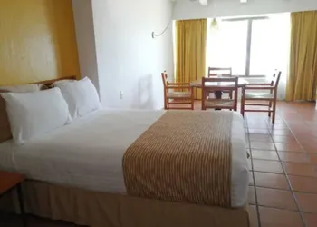Hotel Real de Chapala hotel thumbnail 8