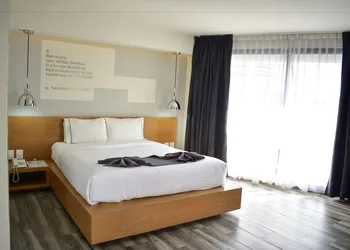Perla Central Hotel hotel thumbnail 6