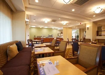 Holiday Inn Express Hotel & Suites Cuernavaca by IHG hotel thumbnail 4