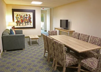 Holiday Inn Express Hotel & Suites Cuernavaca by IHG hotel thumbnail 5