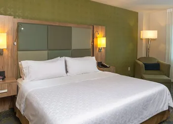 Holiday Inn Express Hotel & Suites Cuernavaca by IHG hotel thumbnail 6