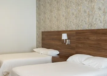 Arenas del Mar hotel thumbnail 3