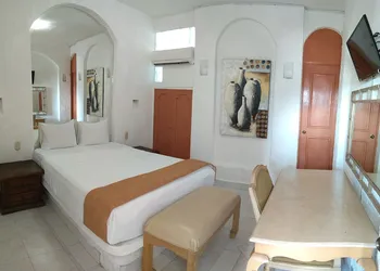 D'Cesar Hotel Acapulco hotel thumbnail 3