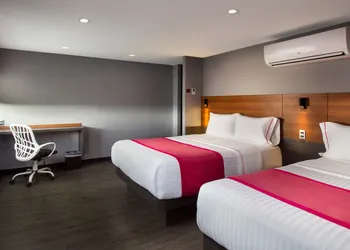 Hotel MX aeropuerto CDMX, Trademark Collection by Wyndham hotel thumbnail 8