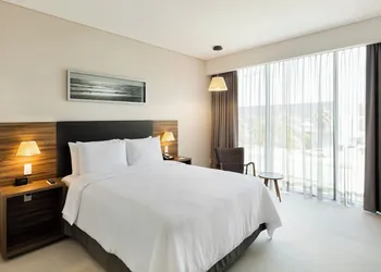 Fiesta Inn Express Cancún Cumbres hotel thumbnail 7