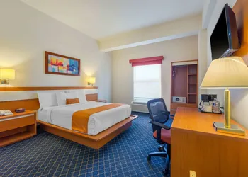Sleep Inn Monclova hotel thumbnail 7