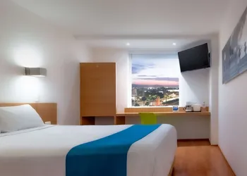 Sleep Inn Leon Antares hotel thumbnail 8