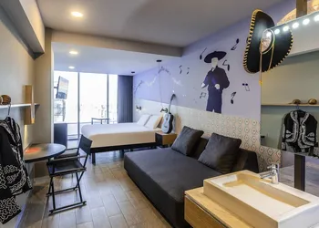 ibis Styles Merida Galerias hotel thumbnail 4