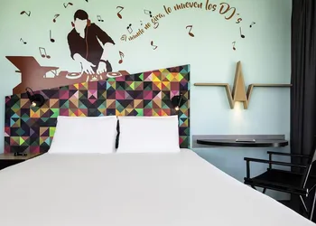 ibis Styles Merida Galerias hotel thumbnail 7