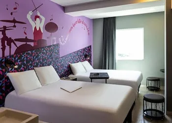ibis Styles Merida Galerias hotel thumbnail 8
