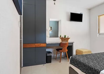 Homesuites Zaragoza hotel thumbnail 3