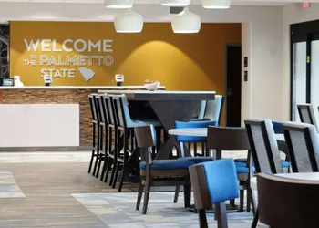 Hampton Inn Camden hotel thumbnail 5