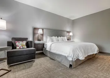 Hampton Inn Camden hotel thumbnail 8