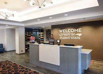 Hampton Inn & Suites Lenoir hotel thumbnail 4