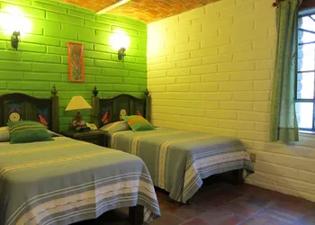 Casa del Retoño hotel thumbnail 8