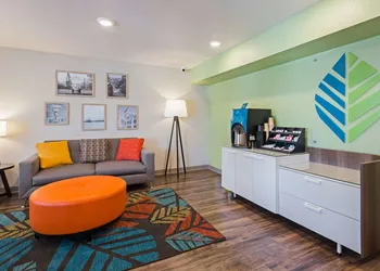 WoodSpring Suites Davenport Quad Cities hotel thumbnail 4