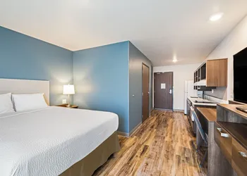 WoodSpring Suites Davenport Quad Cities hotel thumbnail 8