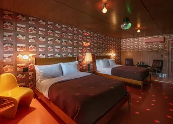 The Dive Motel & Swim Club hotel thumbnail 5