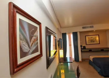 Hotel Colon Plaza Business Class hotel thumbnail 6