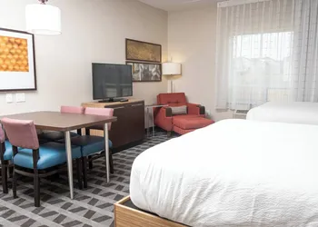 TownePlace Suites by Marriott Petawawa hotel thumbnail 4