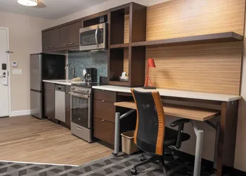 TownePlace Suites by Marriott Petawawa hotel thumbnail 5