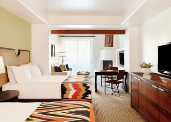 Enchantment hotel thumbnail 8