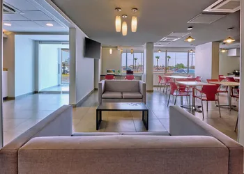 City Express Junior by Marriott Mexicali hotel thumbnail 3
