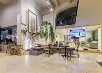 Caribbean Paradise Hotel & Spa - 5th Avenue hotel thumbnail 3