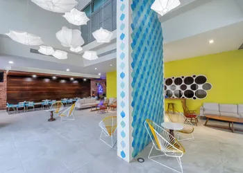 Krystal Urban Cancun & Beach Club hotel thumbnail 3