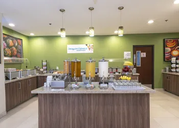 Holiday Inn Express Guadalajara Aeropuerto by IHG hotel thumbnail 3
