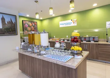 Holiday Inn Express Guadalajara Aeropuerto by IHG hotel thumbnail 4