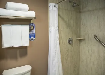 Holiday Inn Express Guadalajara Aeropuerto by IHG hotel thumbnail 7