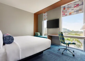 Aloft Queretaro hotel thumbnail 5