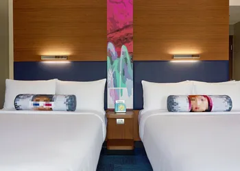 Aloft Queretaro hotel thumbnail 8