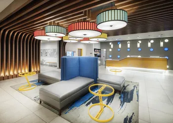 GLō Best Western Tulsa East Route 66 hotel thumbnail 3